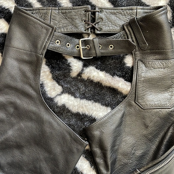 Leather Chaps - Picture 2 of 7
